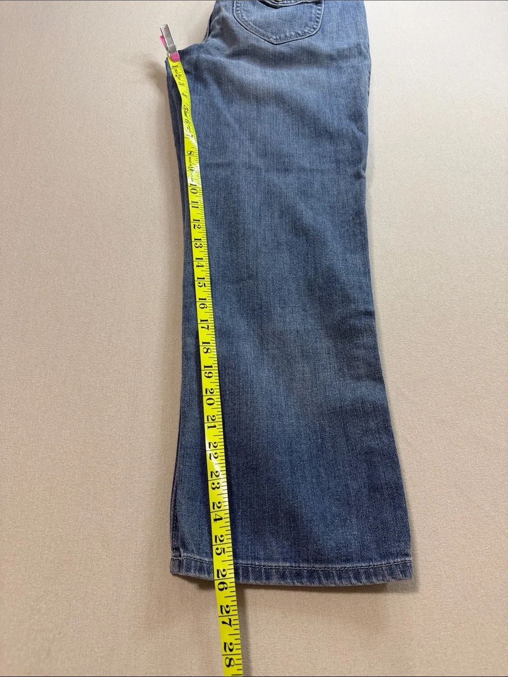 Simply Vera Vera Wang Mid Blue Denim Capris